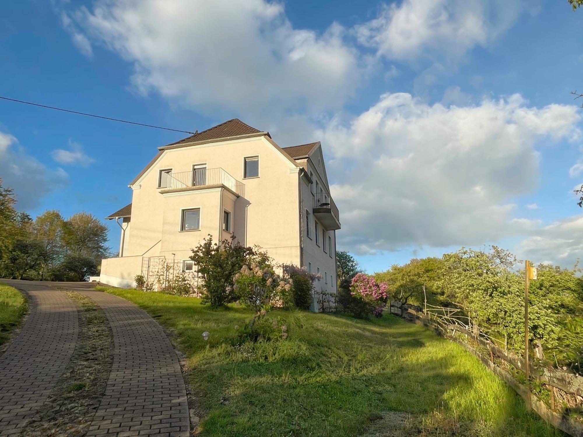 Villa Ueberblick Nalbach Exteriör bild